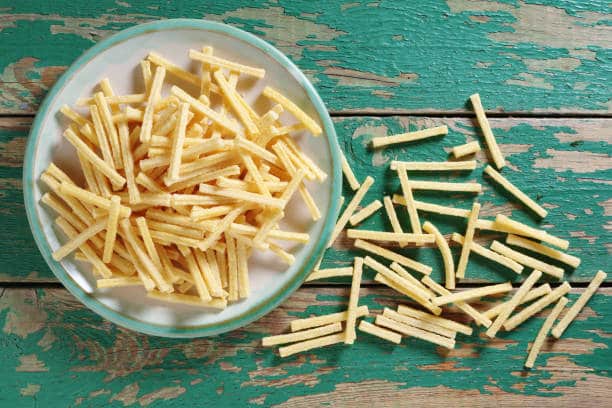 خرید سیب زمینی نیمه آماده نازک + قیمت فروش استثنایی